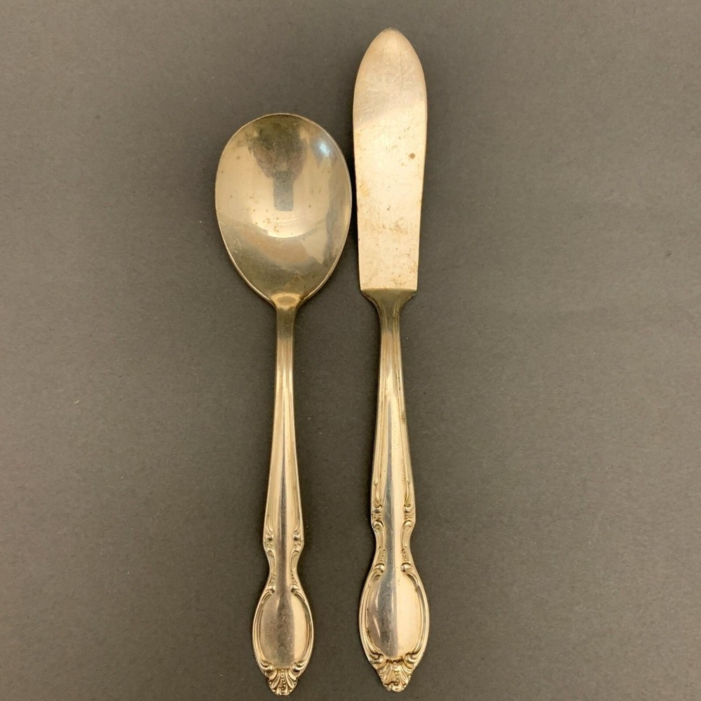 Wm. Rogers International Silver Precious Mirror Silver-plate‎ Spoon Butter Knife